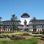 Zen Rooms Pangaran Dalem Kaum