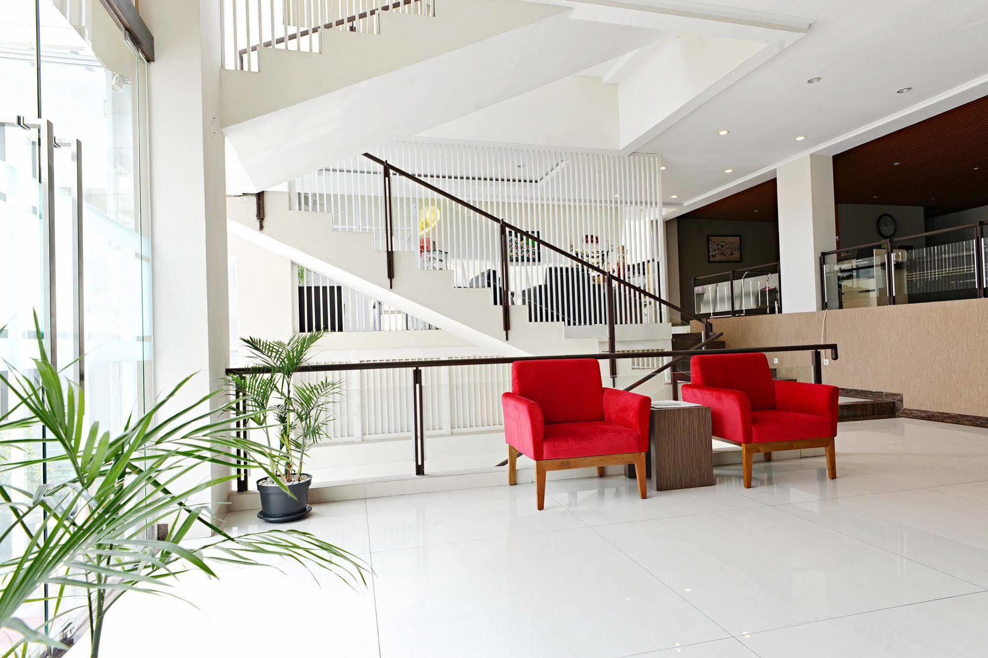 Zen Pangaran Dalem Kaum Hotel 2*